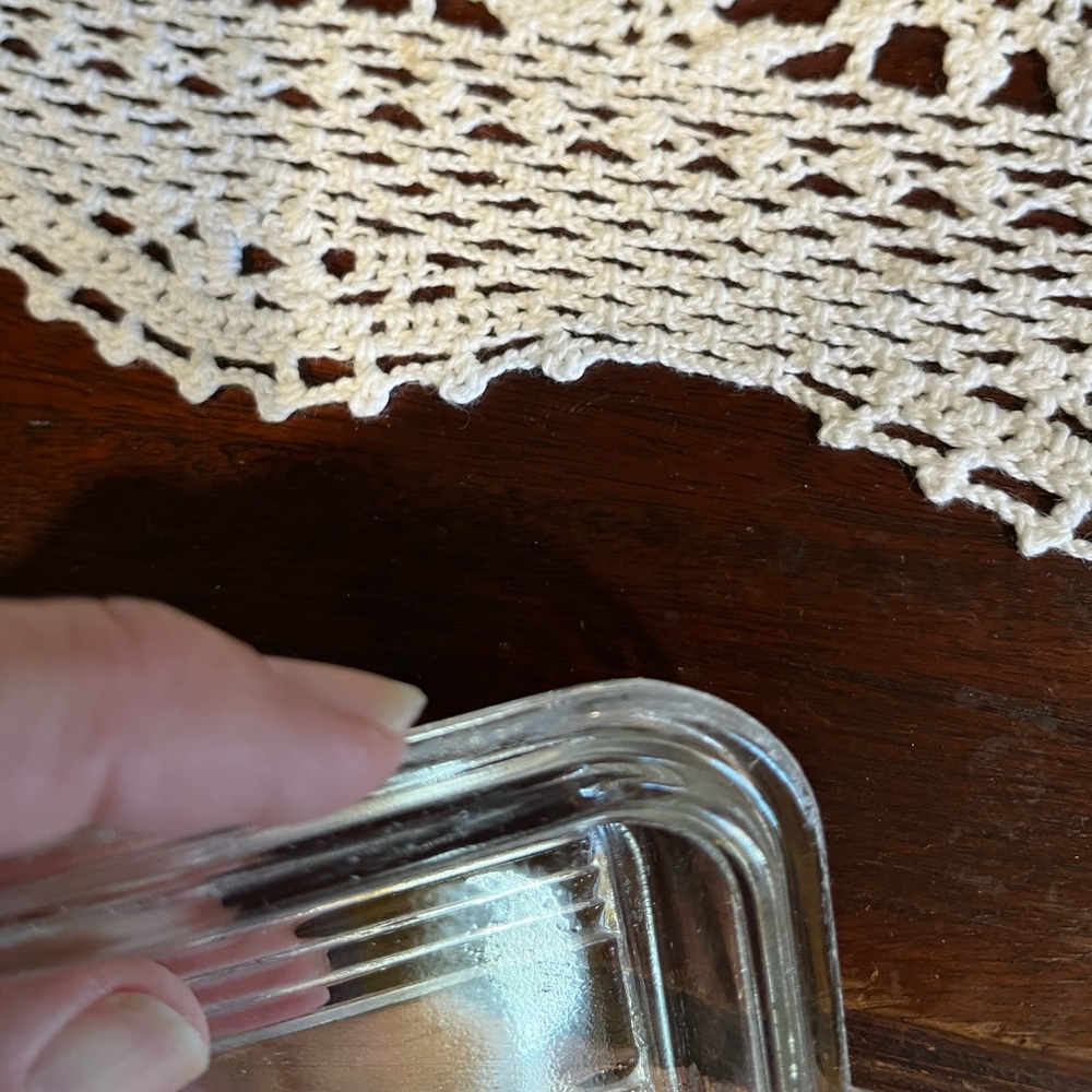 Pyrex Red Glass Container - Picture 11 of 16